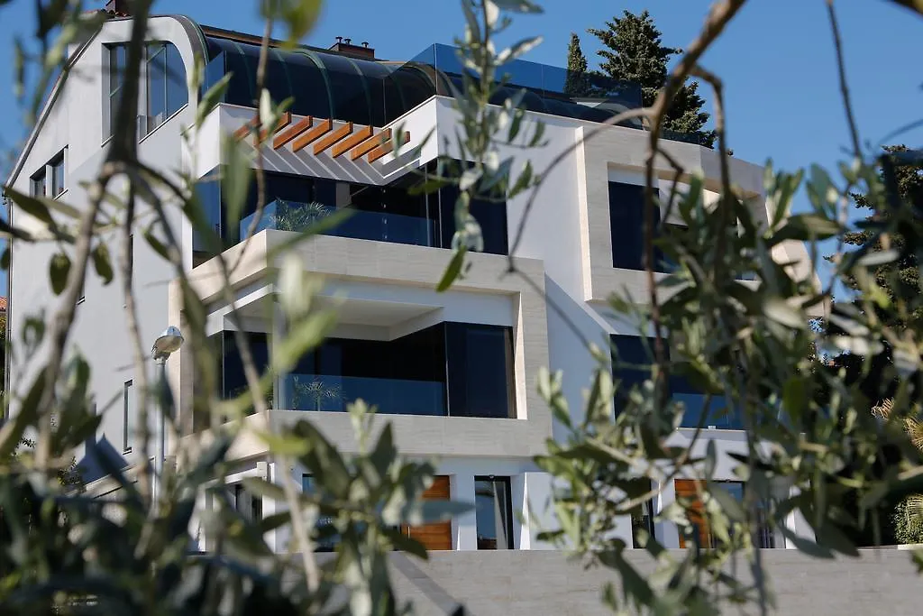 Boutique Hotel Valsabbion Pjescana Uvala 4*,